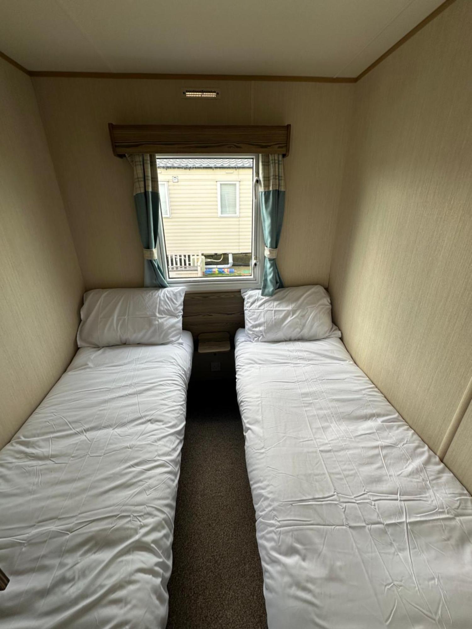 Haven Holiday Park Perran Sands 佩伦波斯 外观 照片